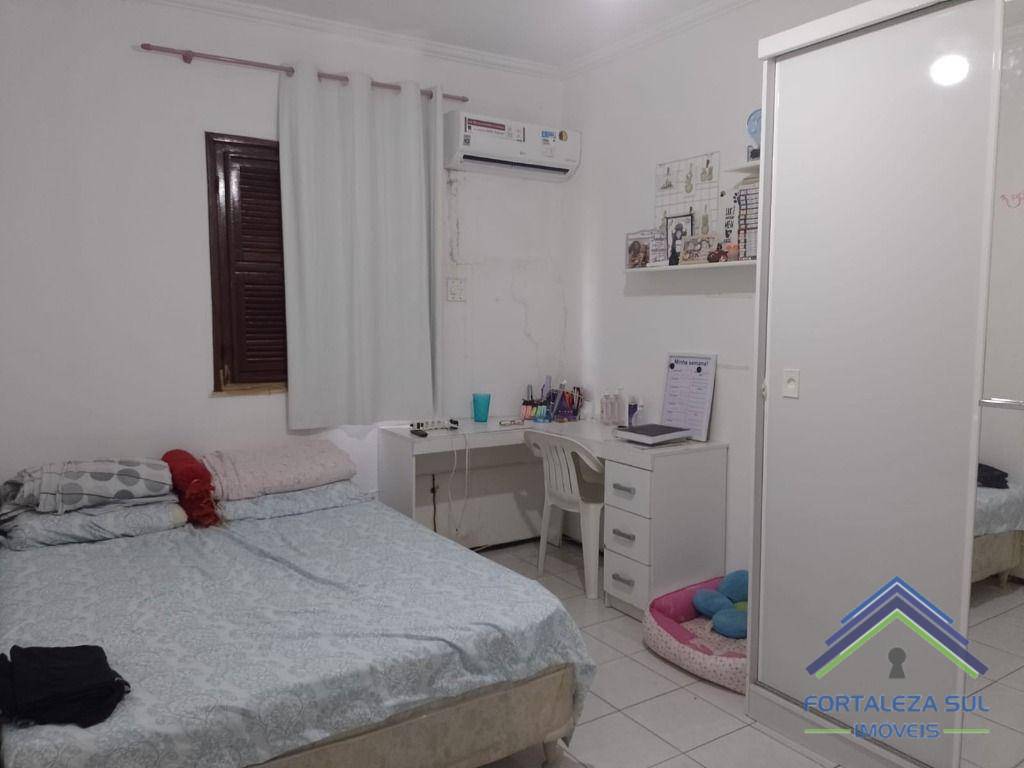 Casa à venda com 3 quartos, 174m² - Foto 15