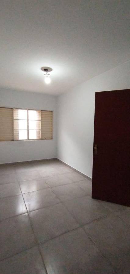 Casa para alugar com 1 quarto, 65m² - Foto 7