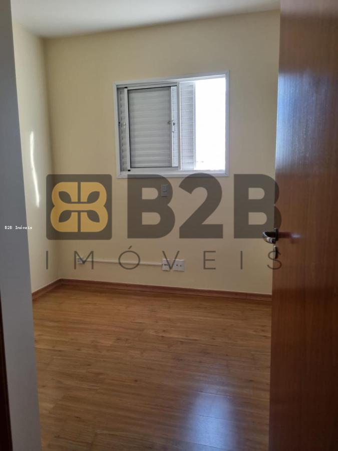 Apartamento à venda com 3 quartos, 94m² - Foto 9