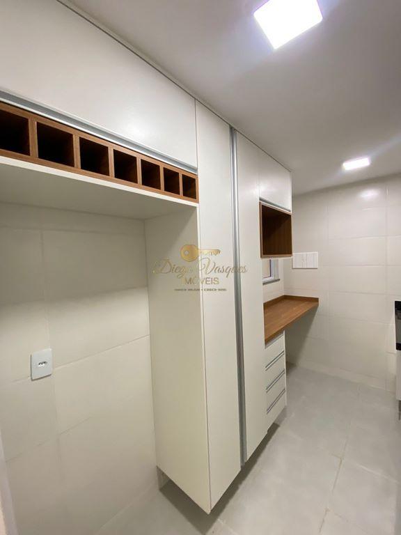 Apartamento à venda com 2 quartos, 58m² - Foto 3