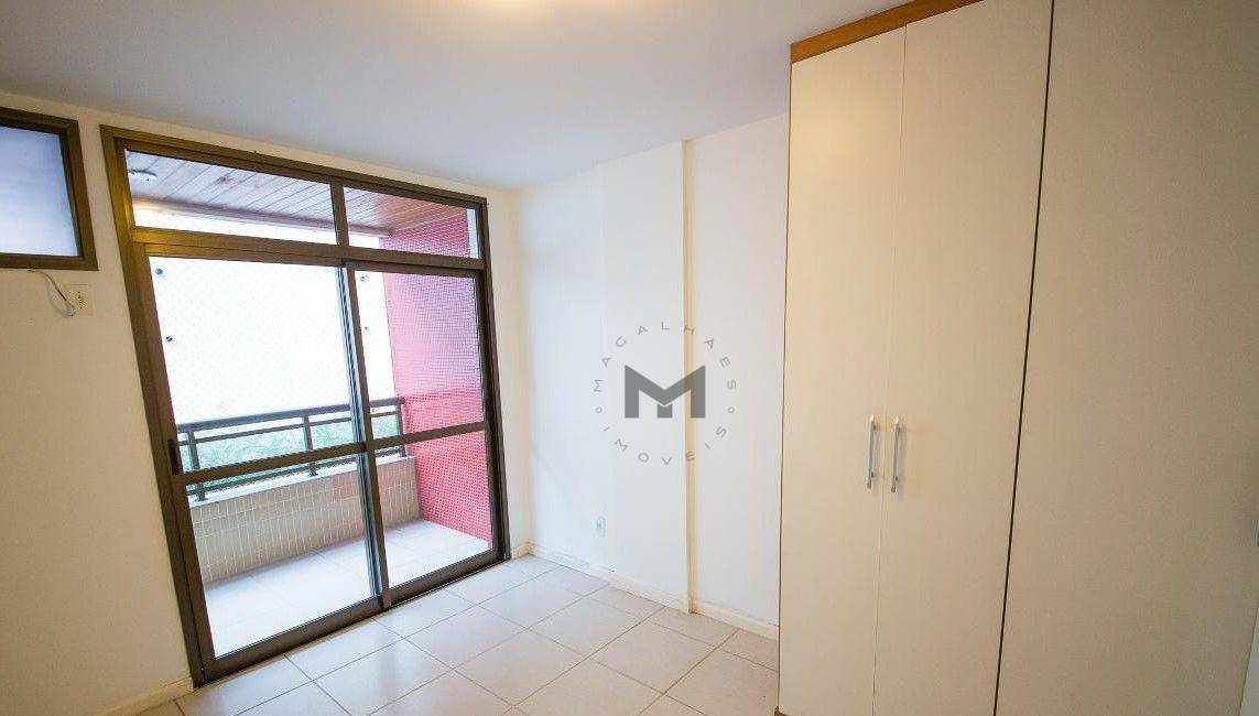 Apartamento à venda com 3 quartos, 116m² - Foto 6