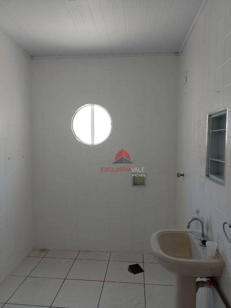 Casa à venda com 5 quartos, 206m² - Foto 13