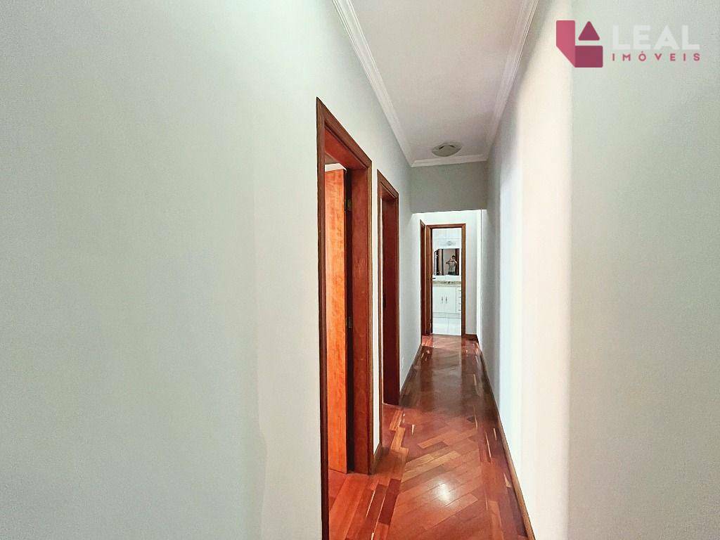 Apartamento à venda com 3 quartos, 223m² - Foto 14