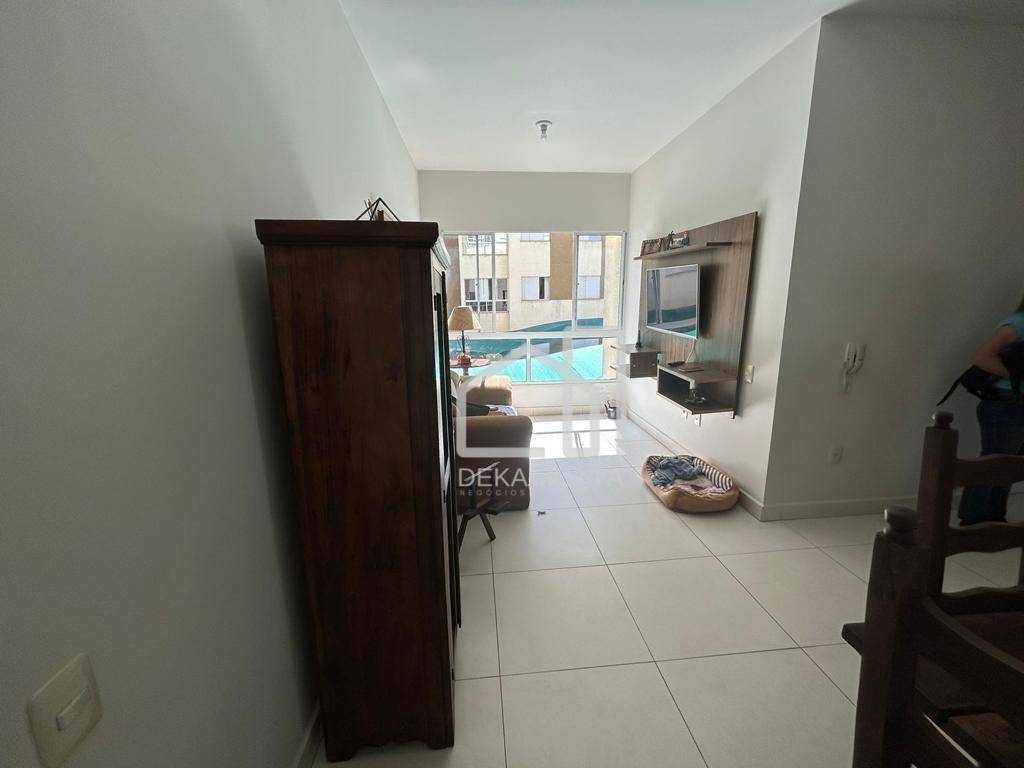 Apartamento à venda com 2 quartos, 58m² - Foto 18