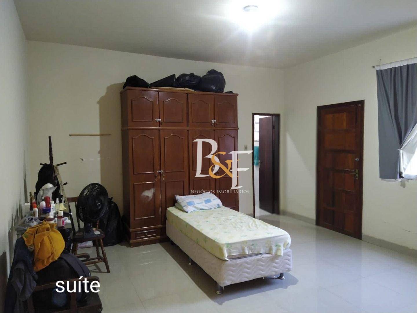 Casa à venda com 3 quartos, 195m² - Foto 14