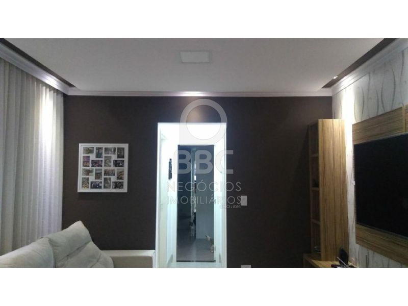 Apartamento à venda com 2 quartos, 72m² - Foto 1