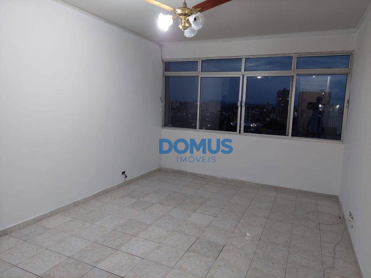 Apartamento à venda com 2 quartos, 95m² - Foto 4