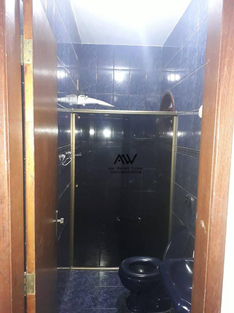 Casa à venda com 3 quartos, 90m² - Foto 11