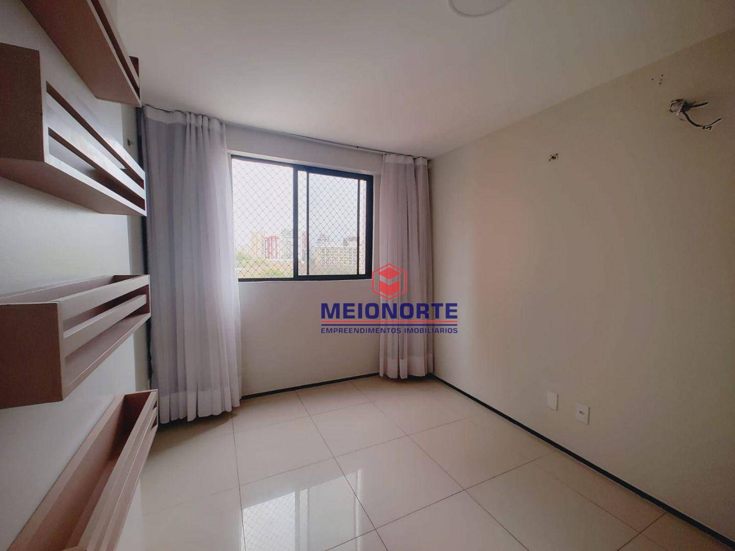 Apartamento para alugar com 3 quartos, 110m² - Foto 14