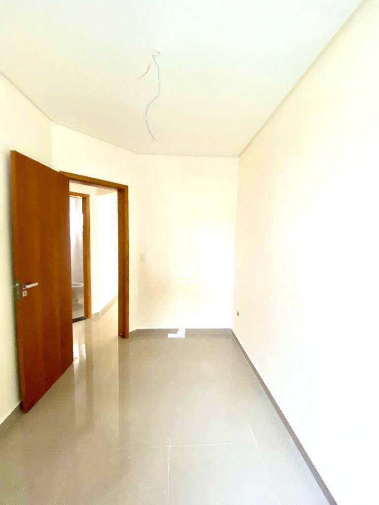 Apartamento à venda com 2 quartos, 79m² - Foto 4