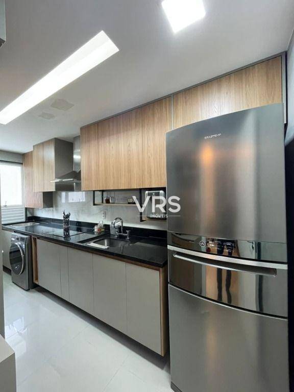 Apartamento à venda com 2 quartos, 71m² - Foto 7