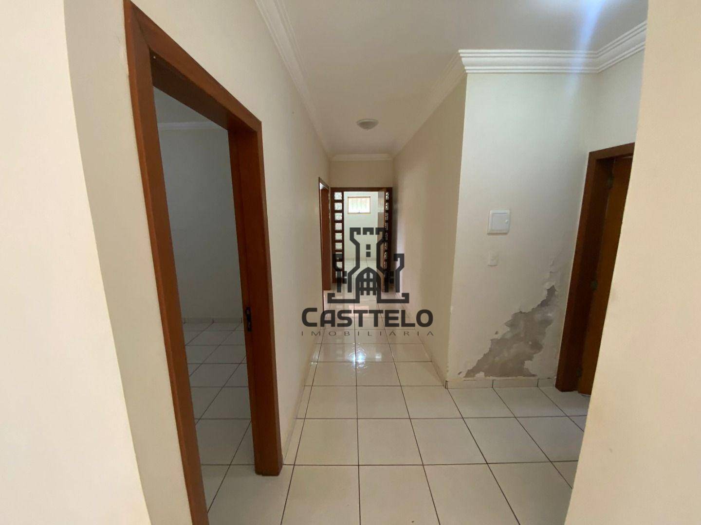 Chácara à venda com 3 quartos, 213m² - Foto 8