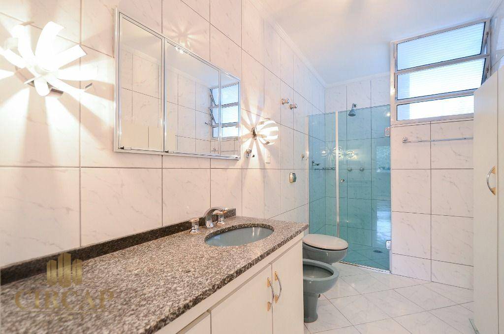 Apartamento à venda com 3 quartos, 123m² - Foto 11