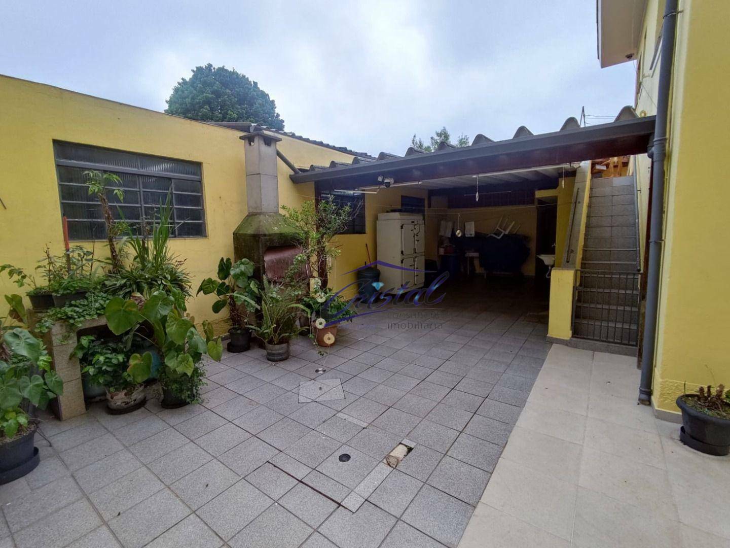 Casa para alugar com 3 quartos, 220m² - Foto 7