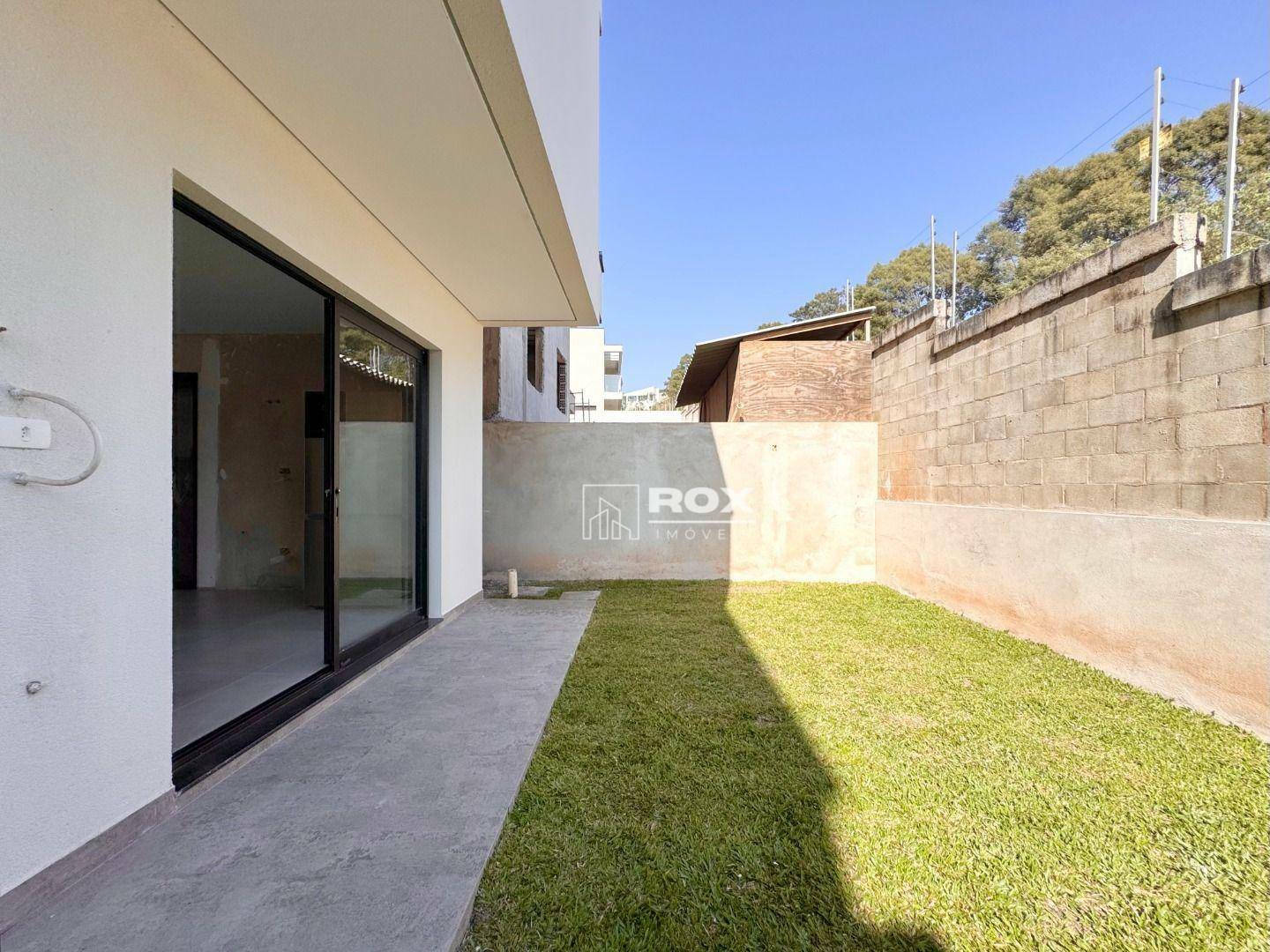 Casa de Condomínio para alugar com 3 quartos, 192m² - Foto 14