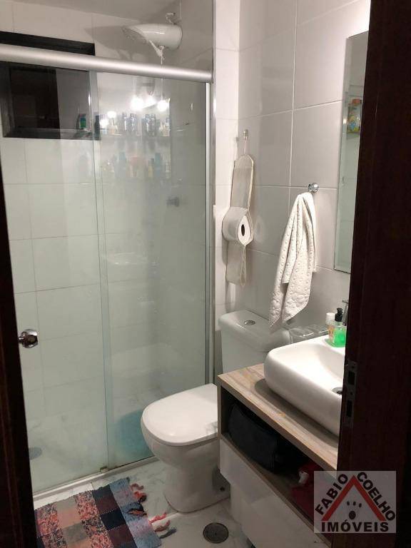 Apartamento à venda com 2 quartos, 63m² - Foto 10