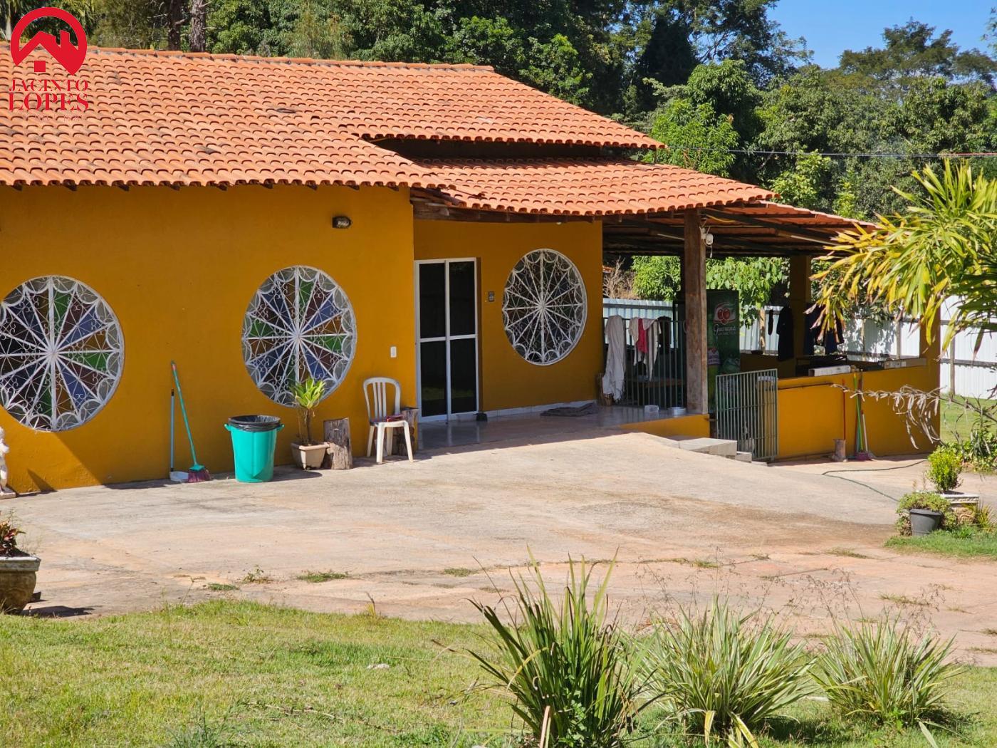Chácara à venda com 11 quartos, 2000m² - Foto 3