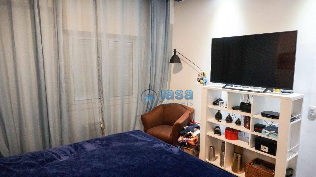 Apartamento à venda com 3 quartos, 140m² - Foto 15