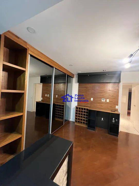 Apartamento à venda com 3 quartos, 200m² - Foto 19