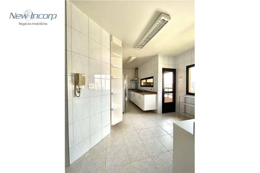 Apartamento à venda com 4 quartos, 177m² - Foto 17