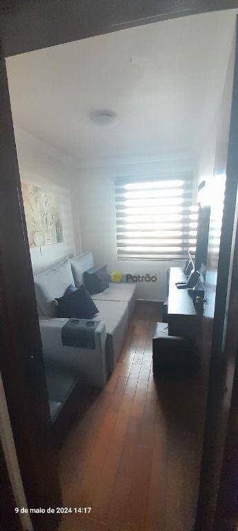 Apartamento à venda com 4 quartos, 110m² - Foto 3