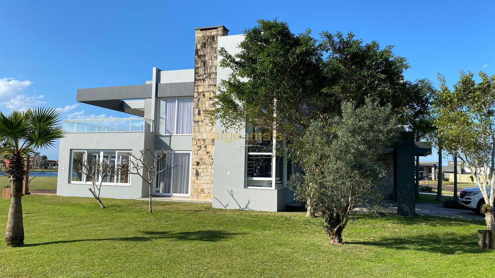 Casa de Condomínio à venda com 4 quartos, 359m² - Foto 3