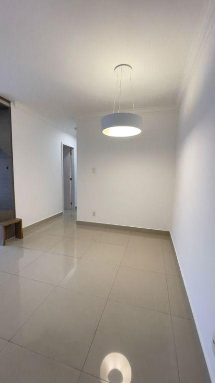 Apartamento à venda com 1 quarto, 102m² - Foto 8