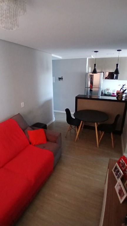 Apartamento à venda com 2 quartos, 42m² - Foto 4