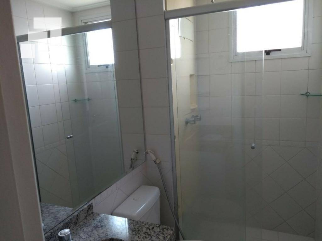 Apartamento para alugar com 2 quartos, 94m² - Foto 20