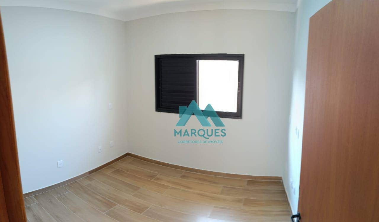 Casa à venda com 3 quartos, 150m² - Foto 2