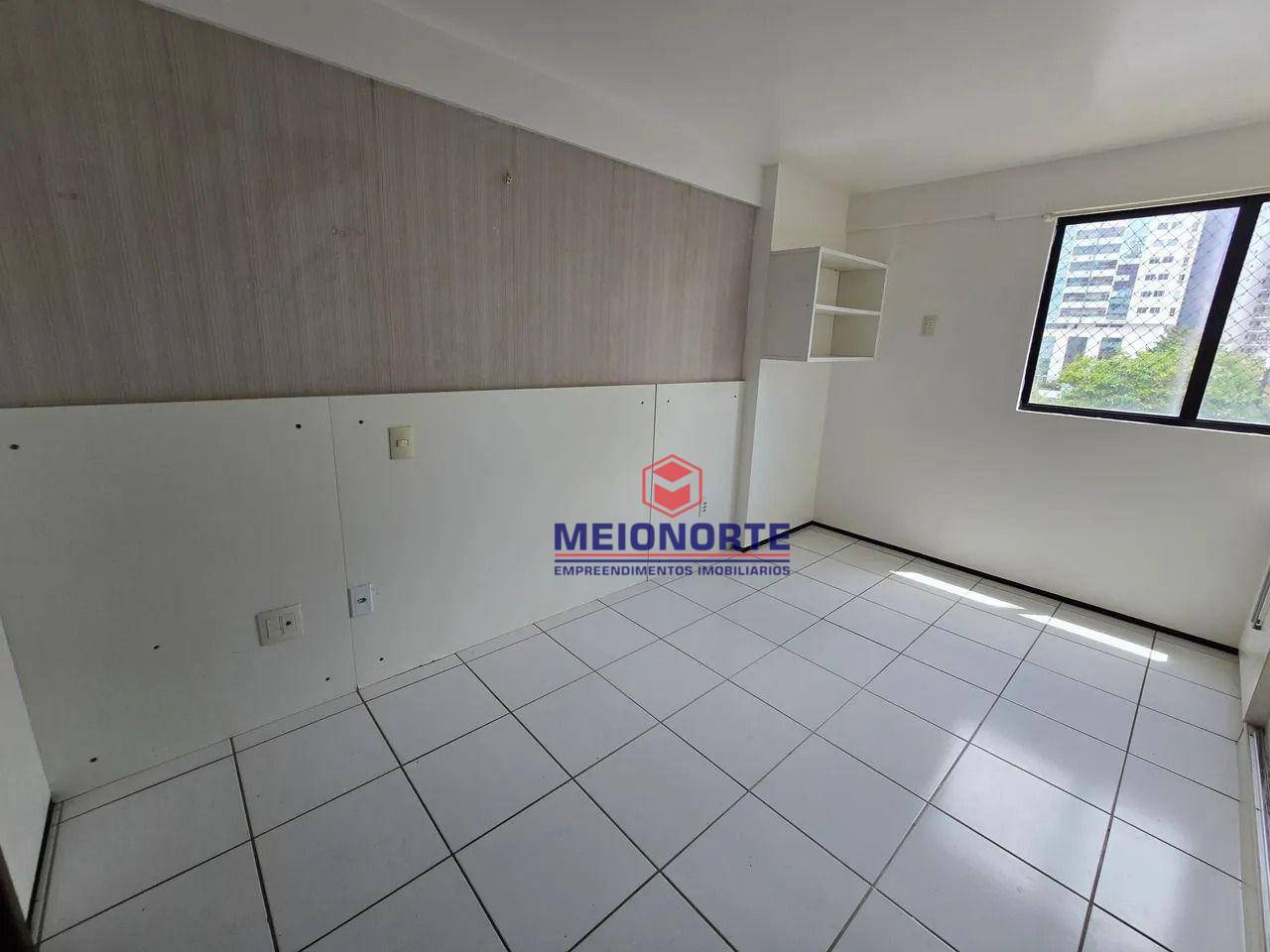 Apartamento para alugar com 4 quartos, 96m² - Foto 13