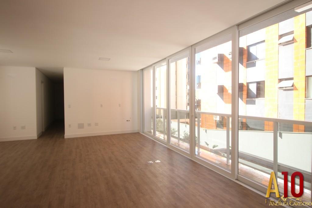 Apartamento à venda com 3 quartos, 120m² - Foto 18