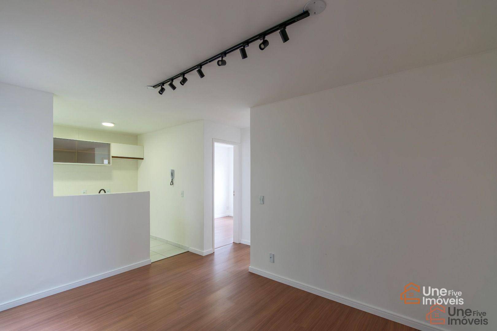 Apartamento à venda com 2 quartos, 57m² - Foto 3