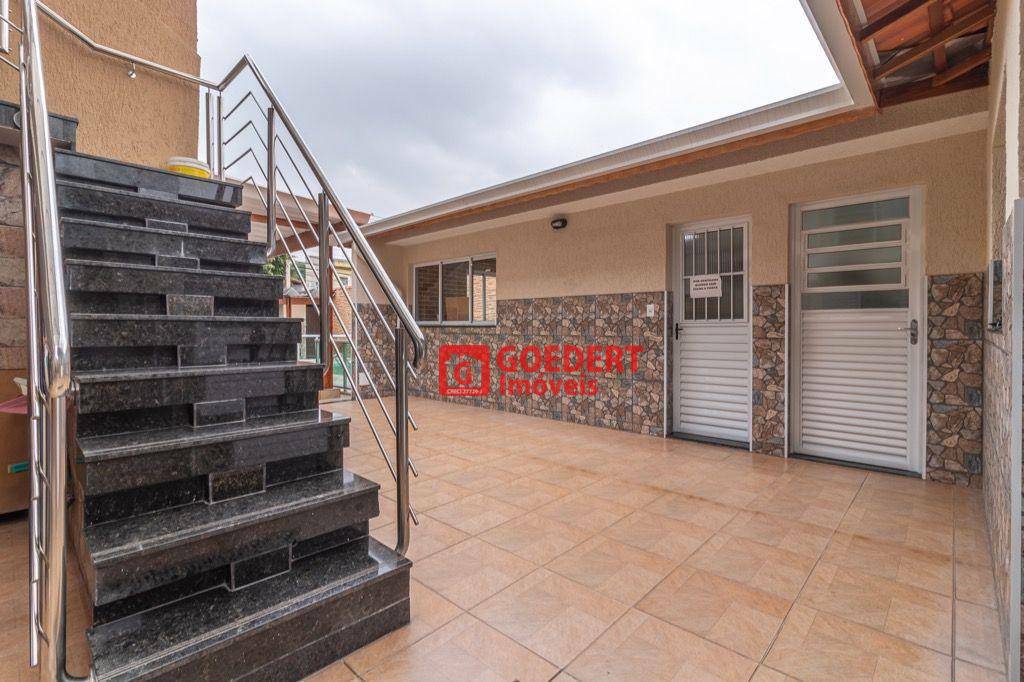 Casa à venda com 4 quartos, 300m² - Foto 22