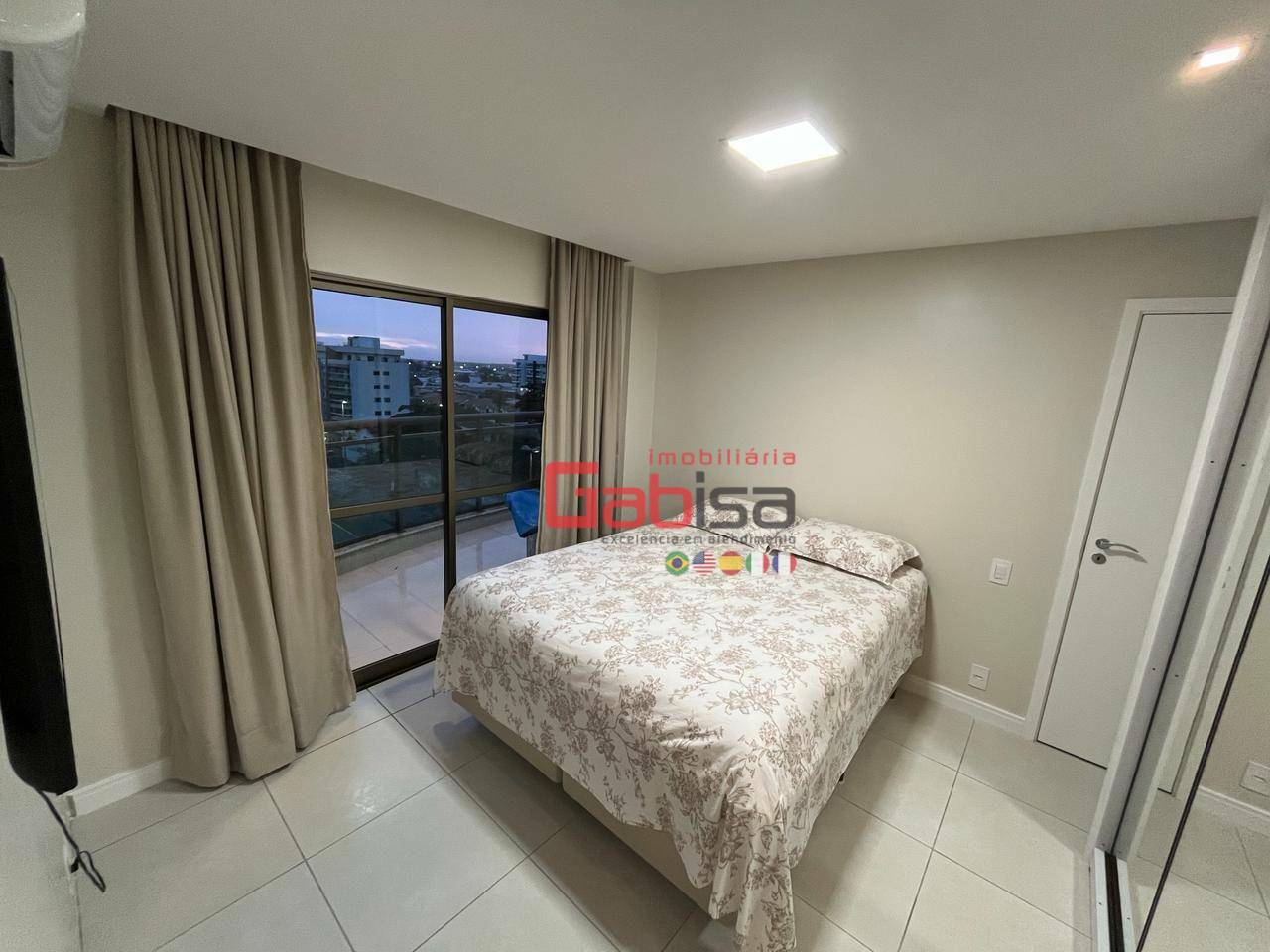 Apartamento à venda com 3 quartos, 180m² - Foto 9