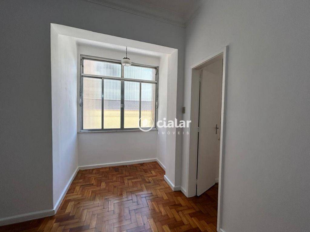 Apartamento à venda com 2 quartos, 72m² - Foto 6