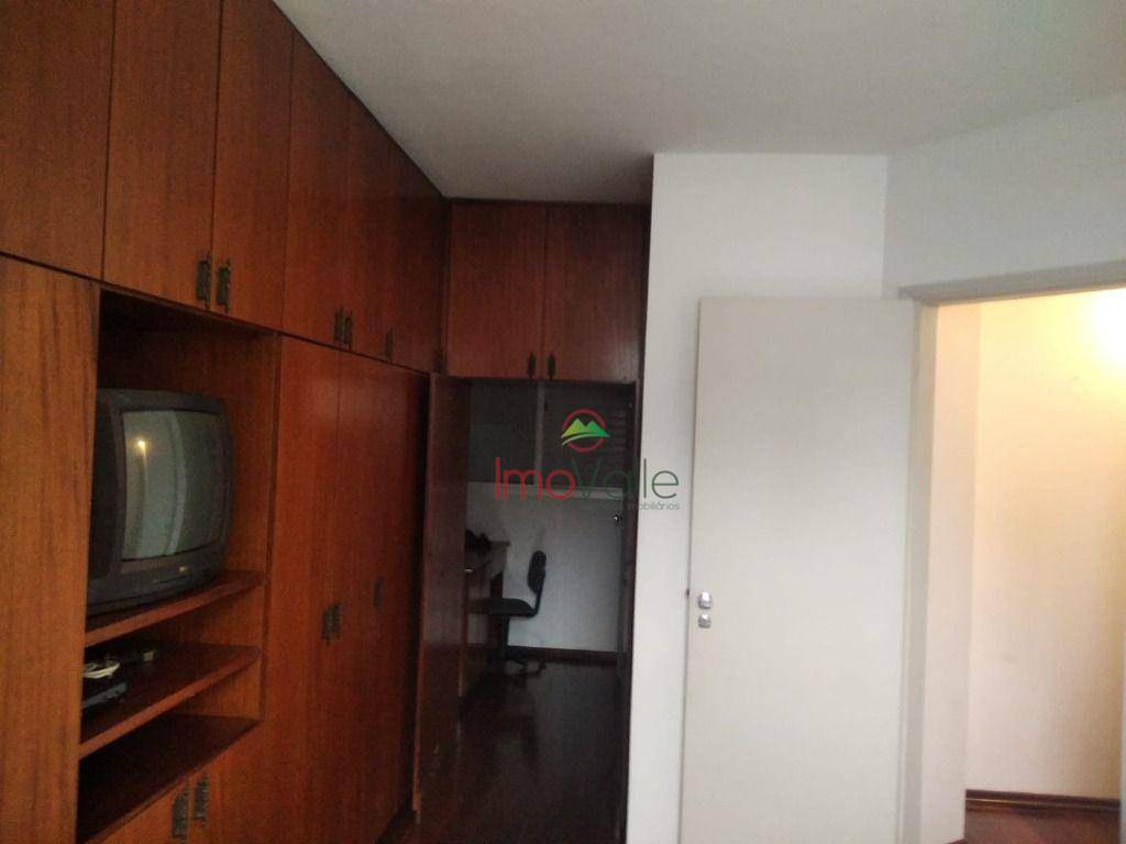 Apartamento à venda com 2 quartos, 80m² - Foto 9