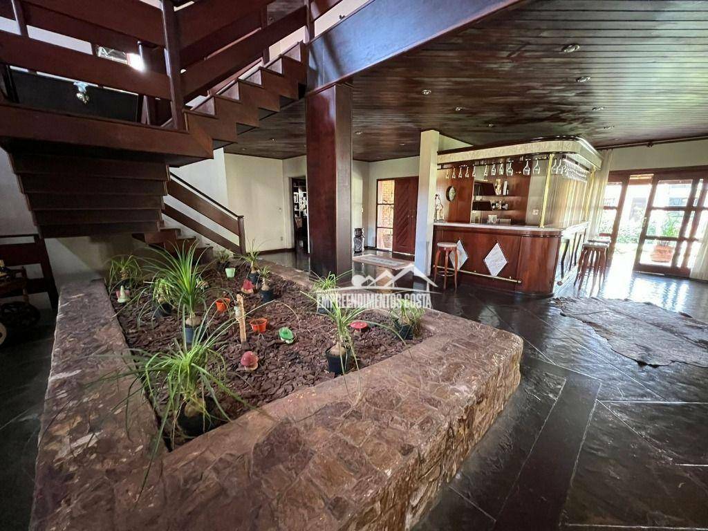 Casa de Condomínio à venda e aluguel com 5 quartos, 888m² - Foto 5