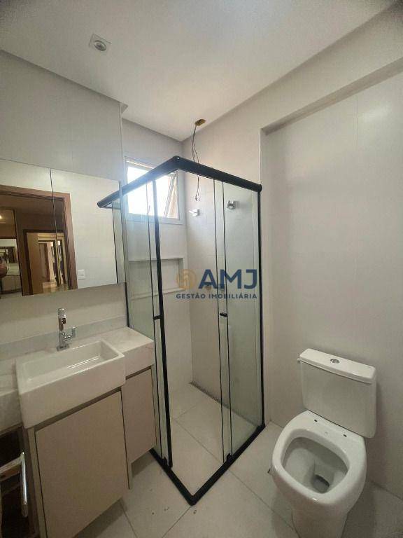 Apartamento à venda com 3 quartos, 226m² - Foto 23