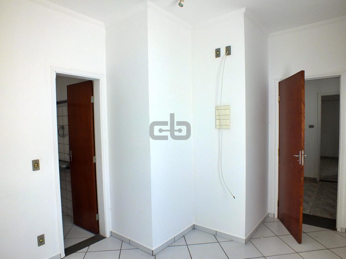 Casa à venda com 4 quartos, 310m² - Foto 20