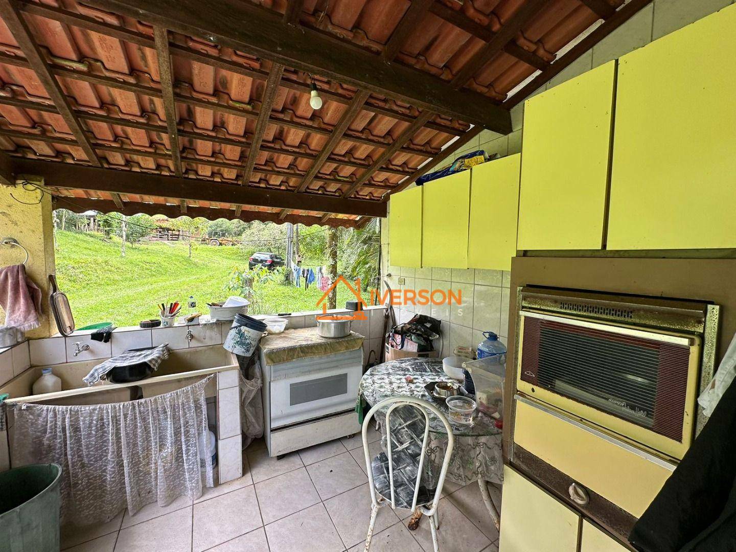 Sítio à venda com 3 quartos, 200m² - Foto 14