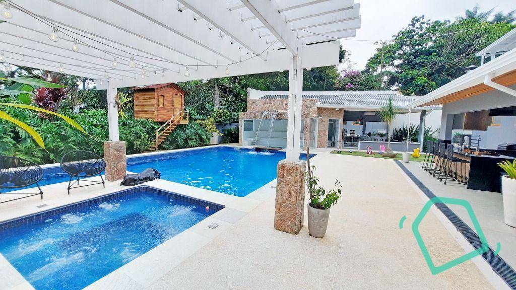 Casa de Condomínio à venda com 5 quartos, 826m² - Foto 4