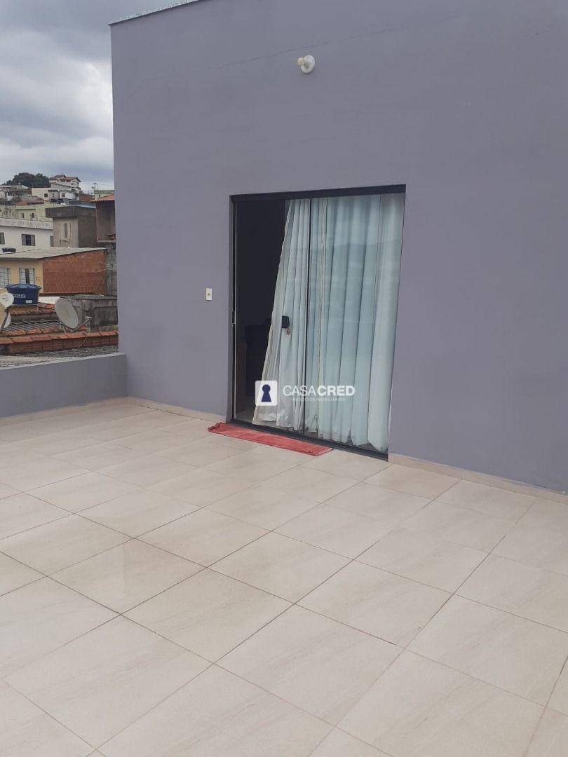 Casa à venda com 3 quartos, 237m² - Foto 10