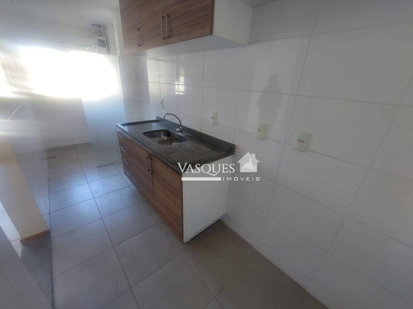 Apartamento à venda com 2 quartos, 65m² - Foto 10