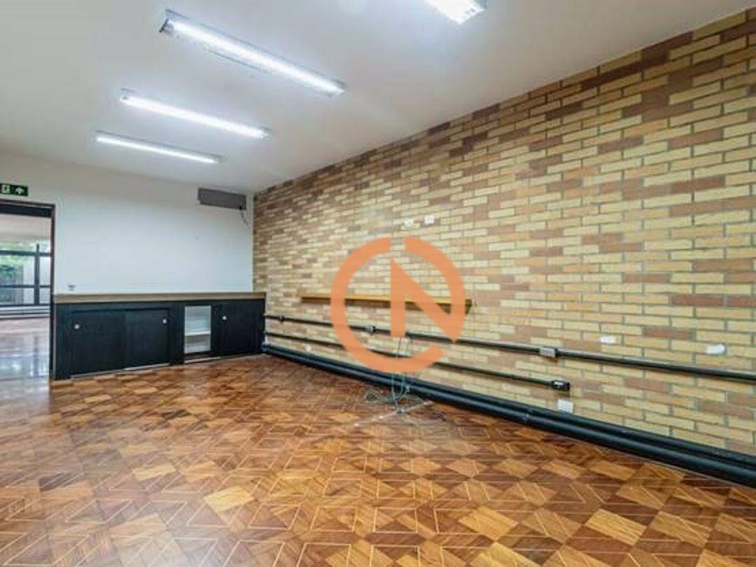 Sobrado, 11 quartos, 369 m² - Foto 4