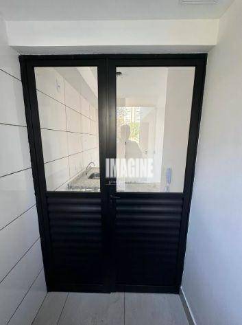 Apartamento à venda com 2 quartos, 42m² - Foto 21