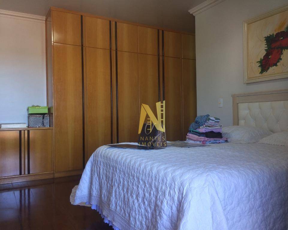 Apartamento à venda com 4 quartos, 250m² - Foto 34