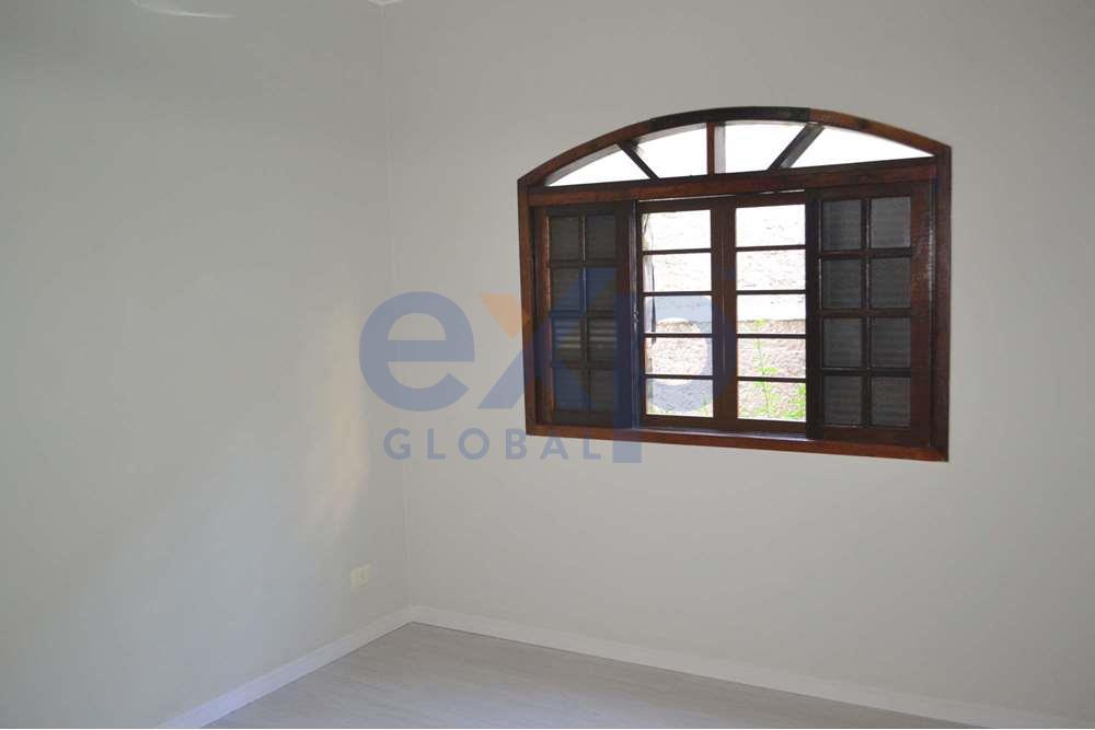 Casa à venda com 3 quartos, 350m² - Foto 15