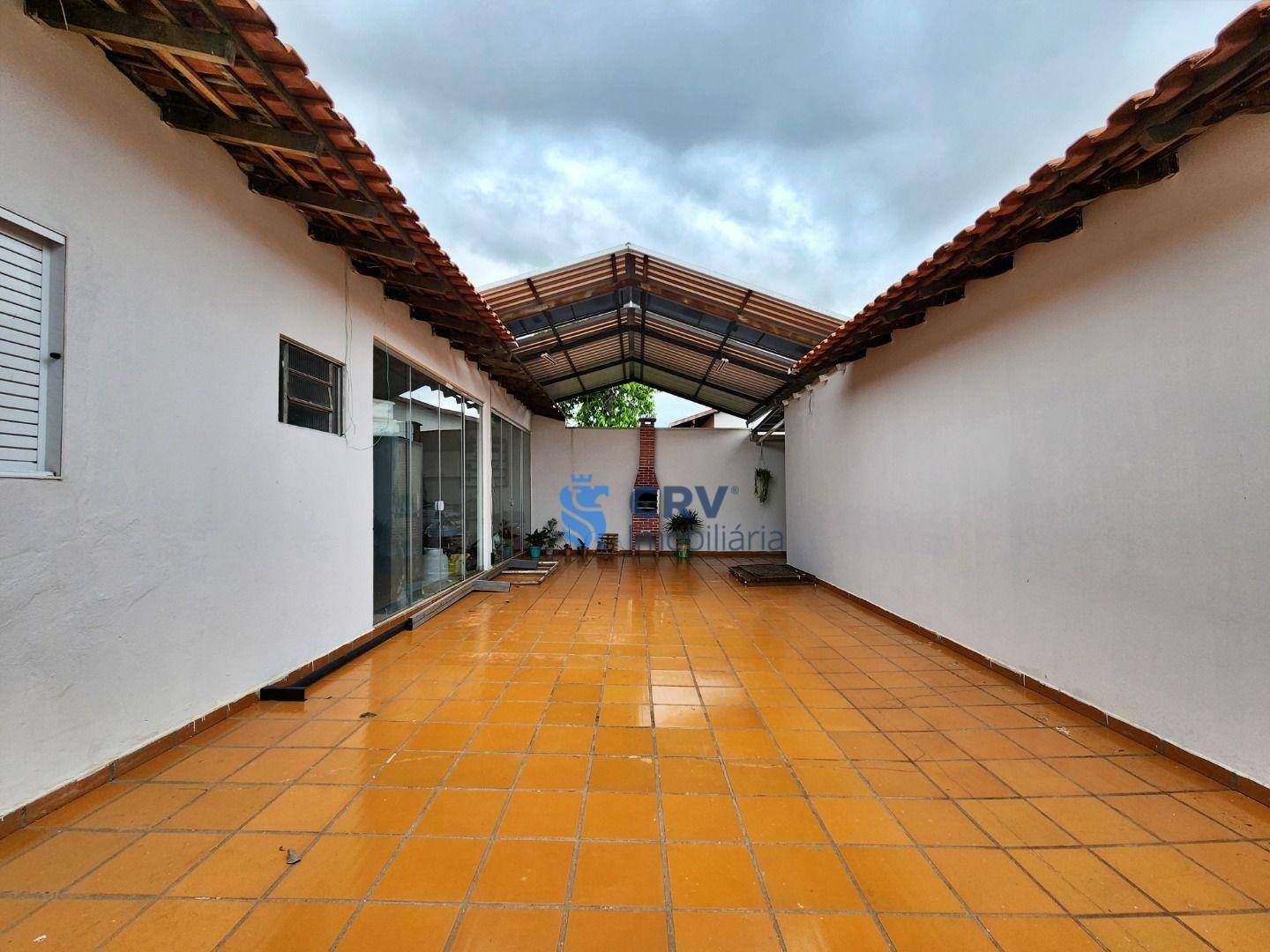 Casa para alugar com 3 quartos, 191m² - Foto 28