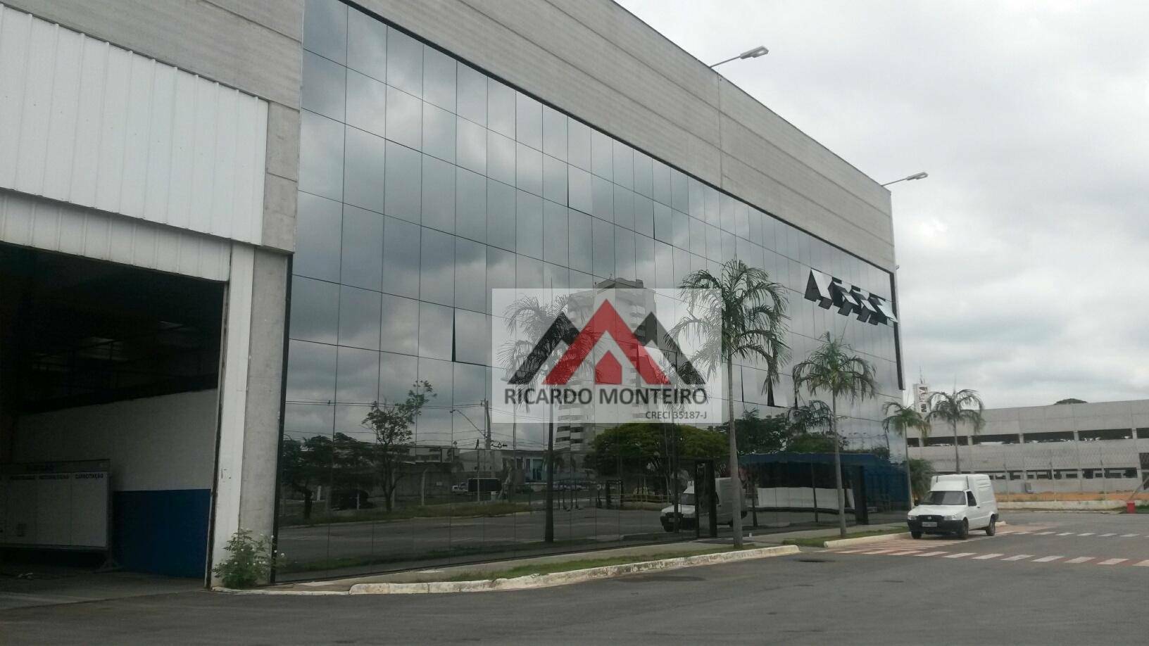 Depósito-Galpão-Armazém para alugar, 7156m² - Foto 1